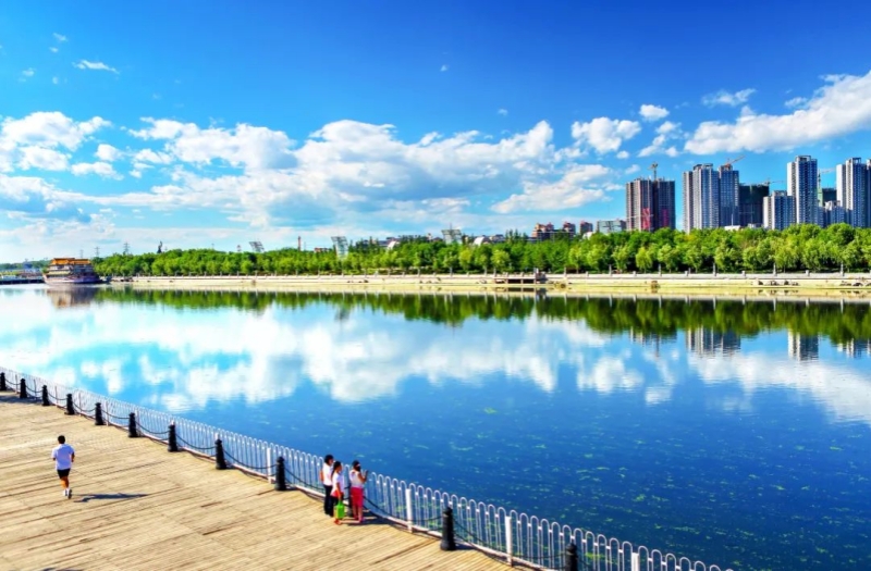 图片水天一色的北京城市副中心/杨海燕